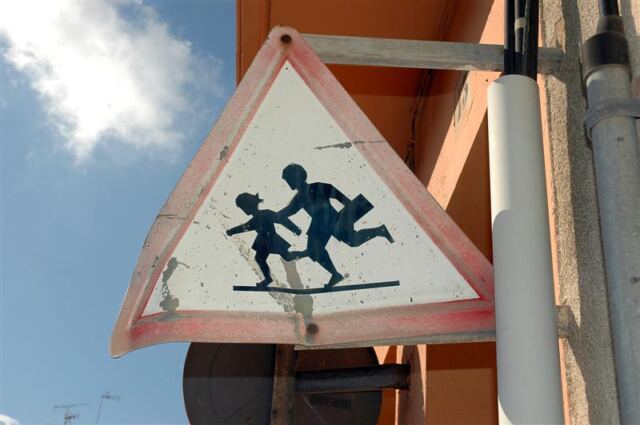 Bobby!  Quit tripping your sister!