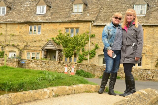 Kathy and LeAnn - Lower Slaughter (2)