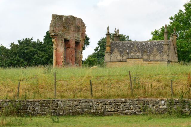 Chipping Campden - West Banqueting ruins (1)