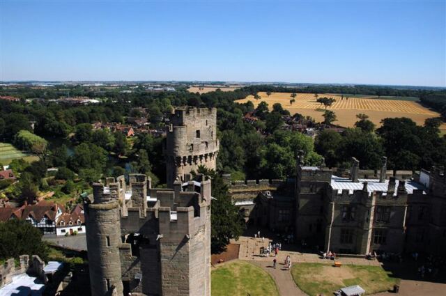 Warwick Castle - rampart views (5)