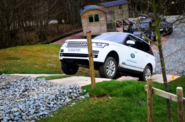 Range Rover - stairclimb (3)