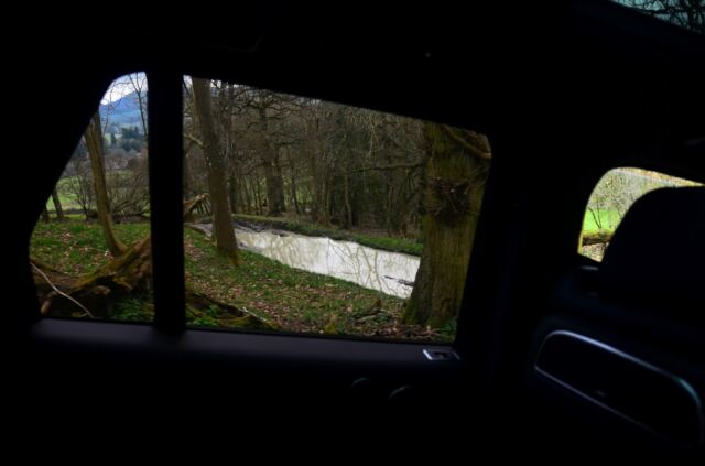 Andrew - offroad behind the wheel of the Range Rover (8)