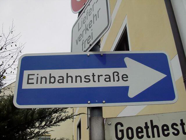 Einbahnstrasse