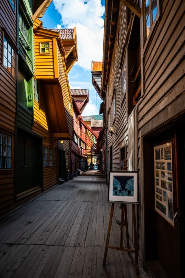Hansakvarteret Bryggen alleyways 01