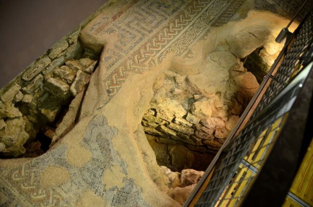 Chedworth Roman Villa - grand dining room (4)