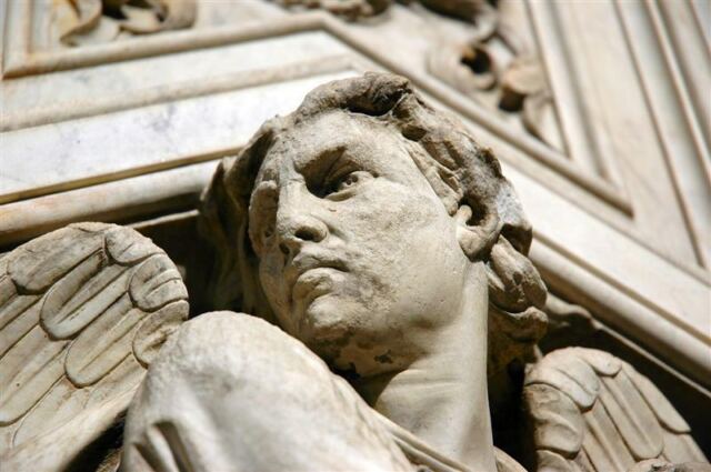 Another Duomo angel - detail