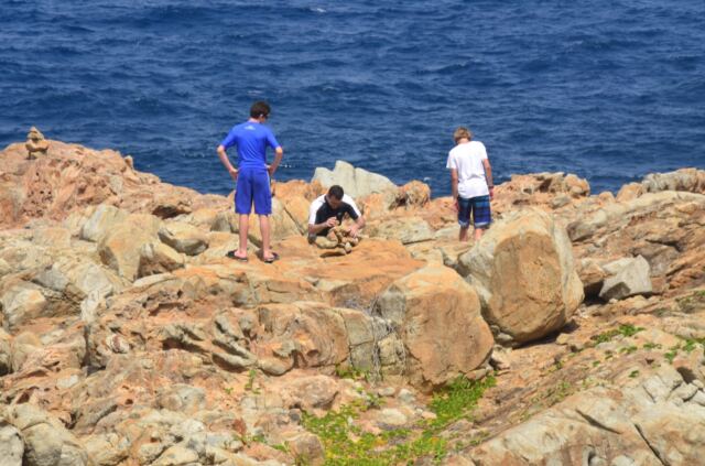 Building a cairn at Coppermine Point 6