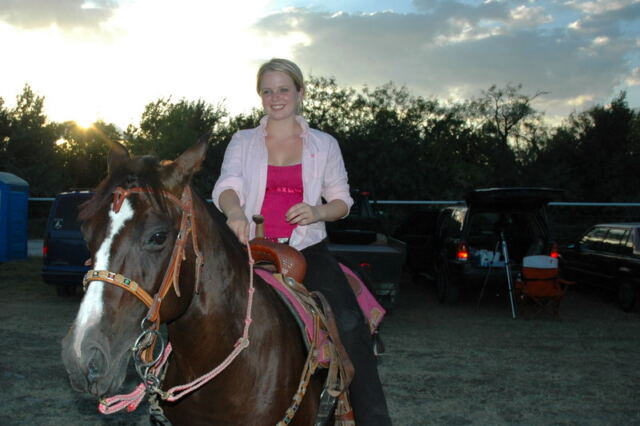 mel-missy-and-sunset