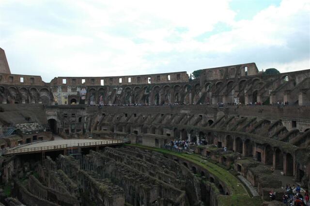 Colosseum panorama (3)