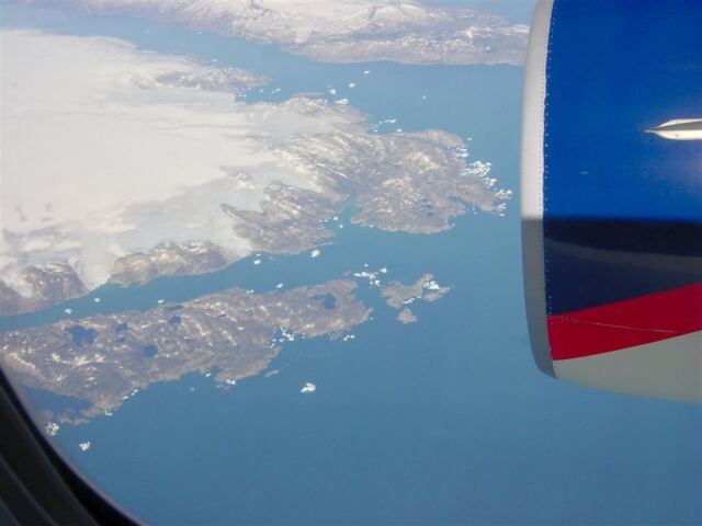 greenland-from-plane-6-