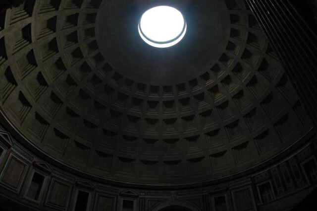 Pantheon Oculus (1)