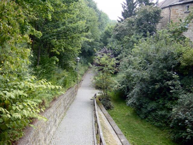starting-walk-around-outside-of-city-wall