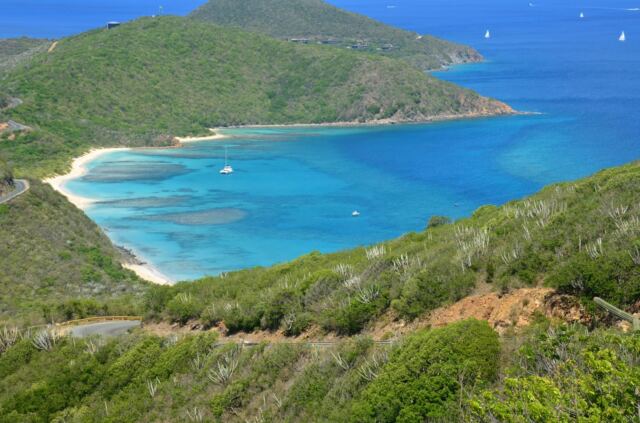 Virgin Gorda lookout - Dog Bay 1