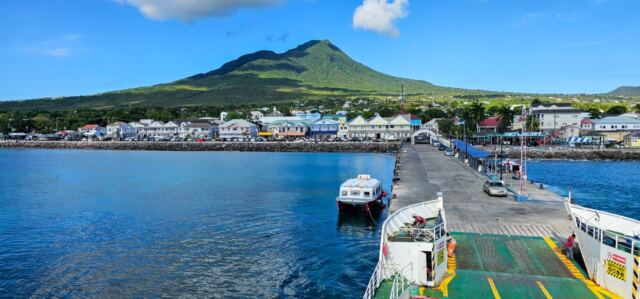 Leaving Nevis (03)
