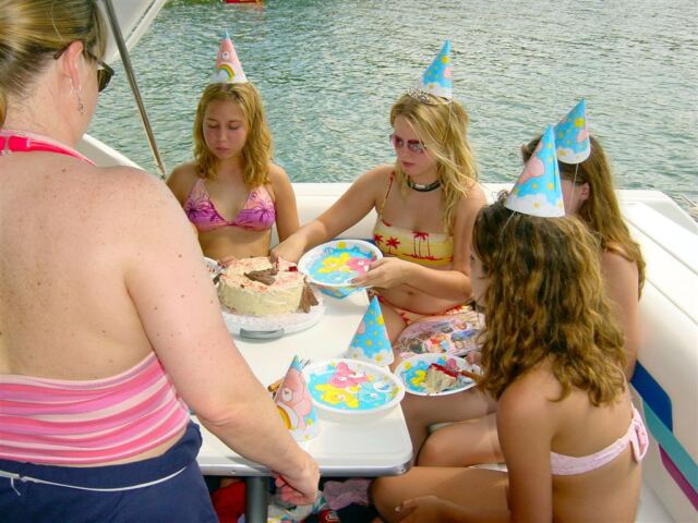 cutting-the-cake