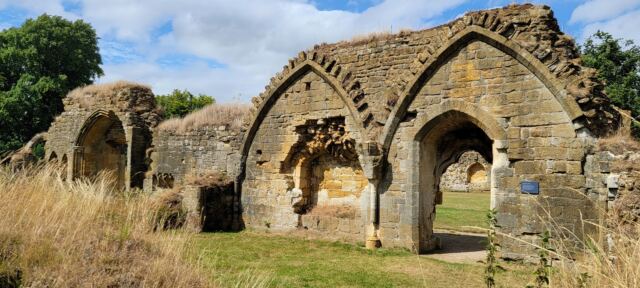 Hailes Abbey ruins (28)