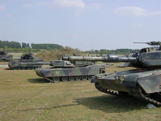 m1a1s-and-bradley