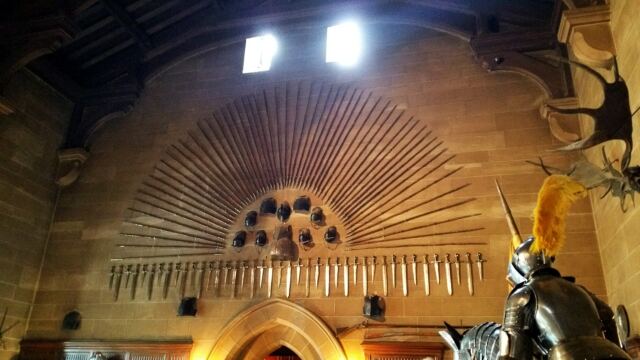 Warwick Castle - Great Hall 9
