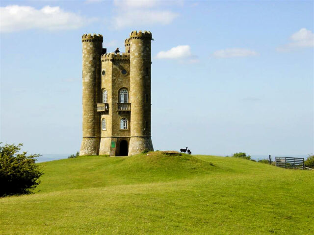 Broadway Tower (1)