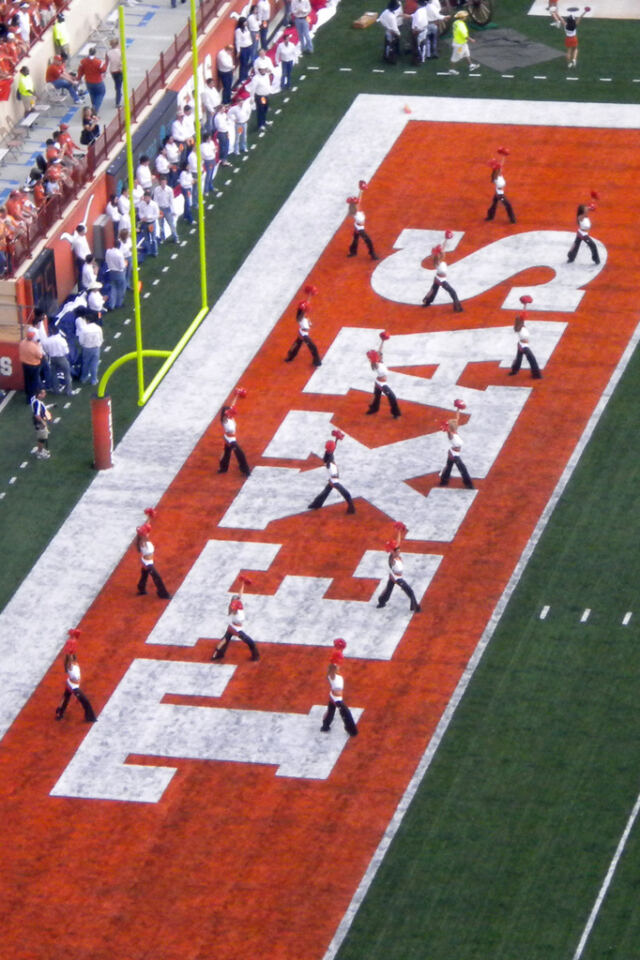 Texas Pom in the end zone