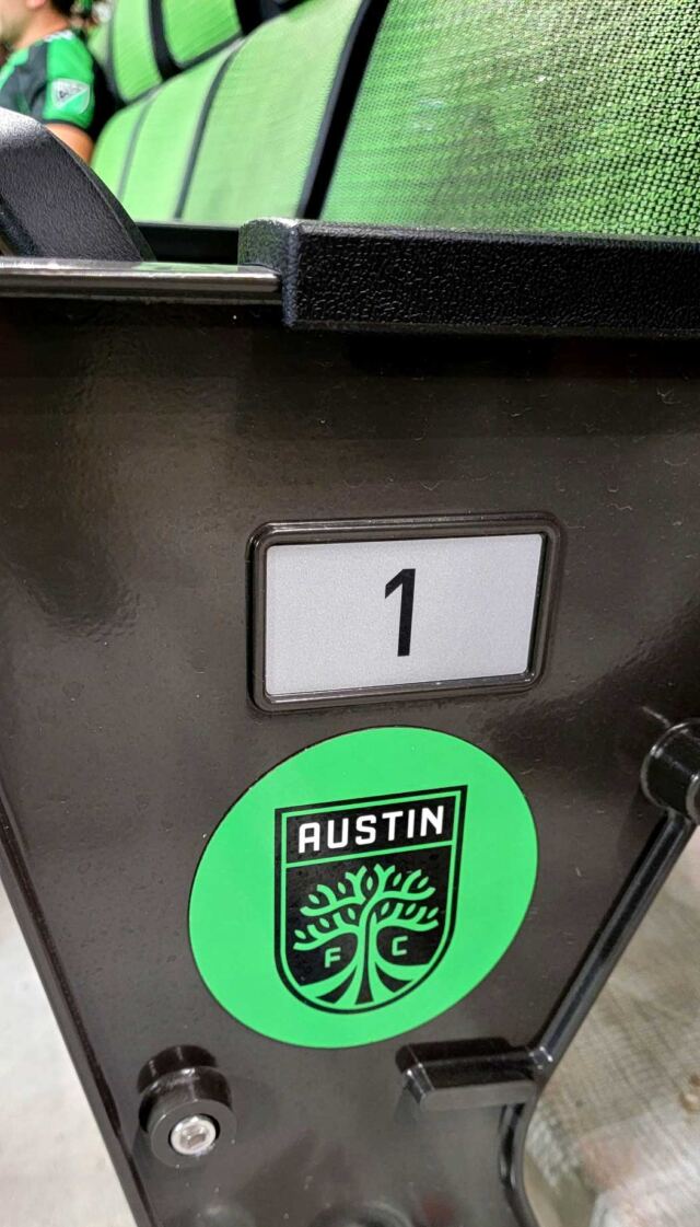 Logo on Row 1