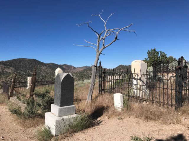 Virginia City cemetery