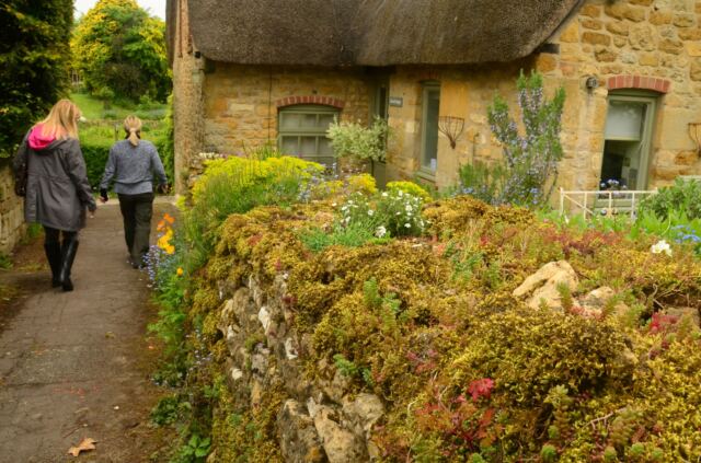 Pathway to St. Eadburgha's Church (7)