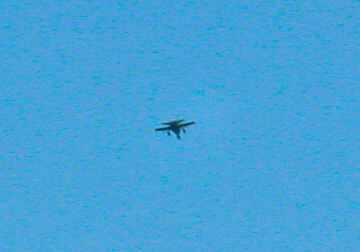 Military jet (F18, I think) overflight of DKR-TMS