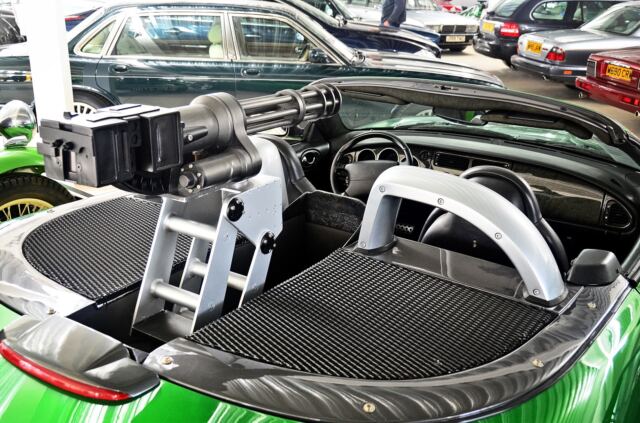 1998 Jaguar XKR - James Bond 'Die Another Day' (3)