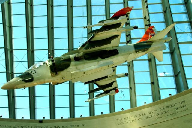 AV-8B Harrier (1)