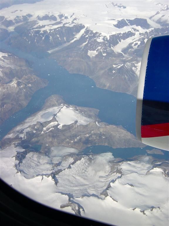 greenland-from-plane-16-