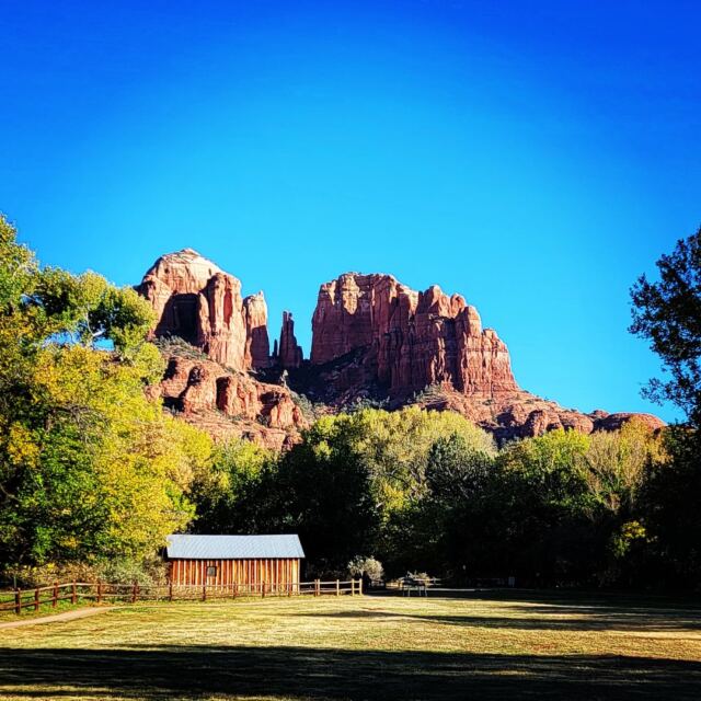 Cathedral Rock - Crescent Moon Ranch views (8)