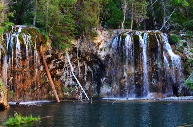Hanging Lake twin waterfalls (2)