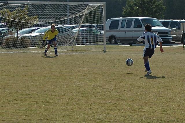 hameed-attacks-the-goal