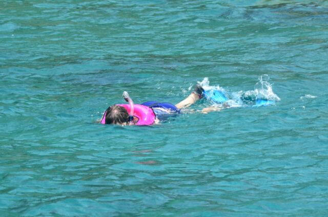 Kathy snorkels near Ginger Island 5
