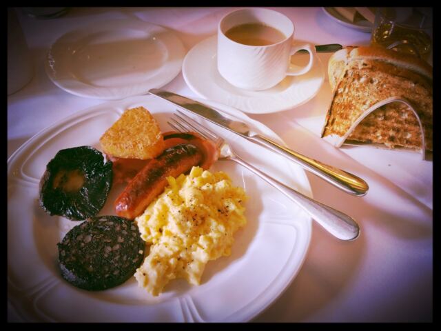 Full English breakfast (2)