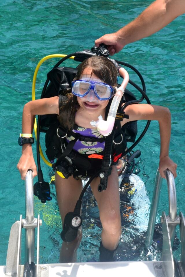 Alex completes her dive skills certification 5