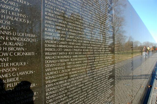Vietnam Memorial (4)