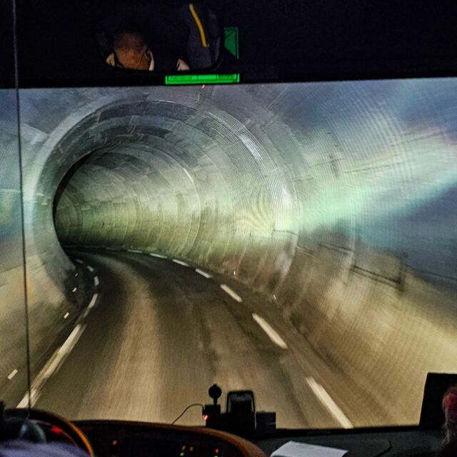 Tunnel views 01