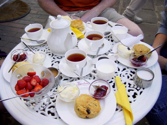 Cream Tea in Broadway (1)