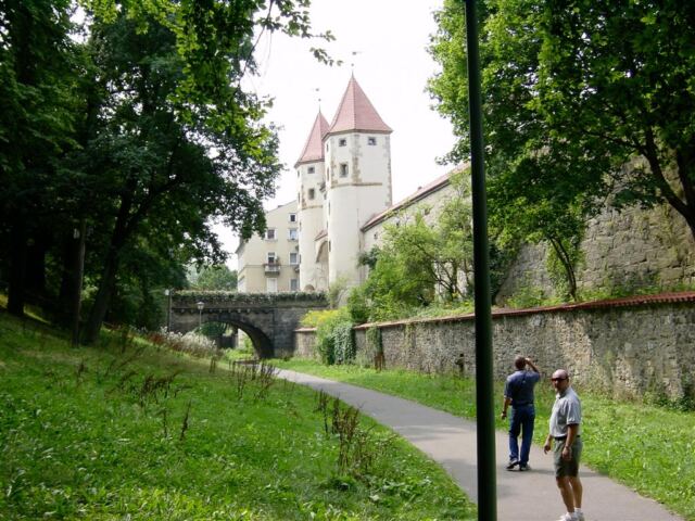 looking-towards-main-gate