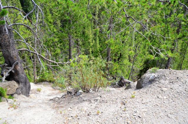 Steep drop to the right (1)