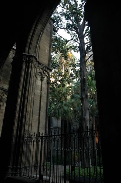 Cathedral courtyard (1)