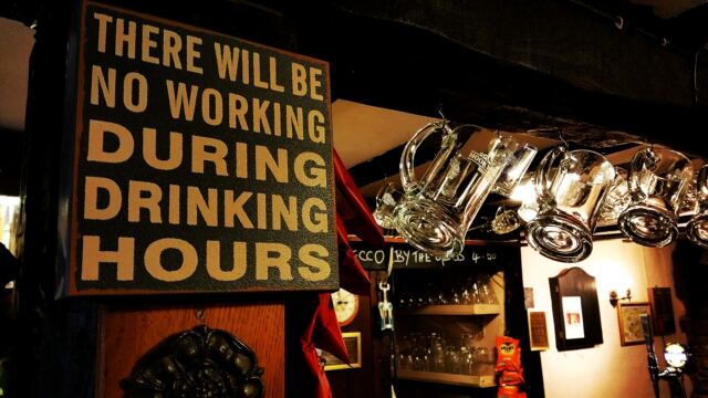 There will be no working at The Rose & Crown - Ratley (1)