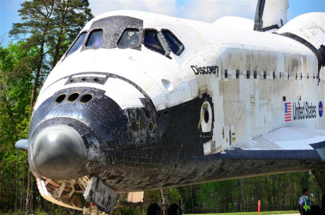 Discovery outside (30)