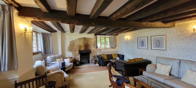 Charingworth lounge (2)