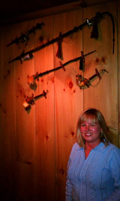 Kathy and the wall of 'Riiiiiiicola!'