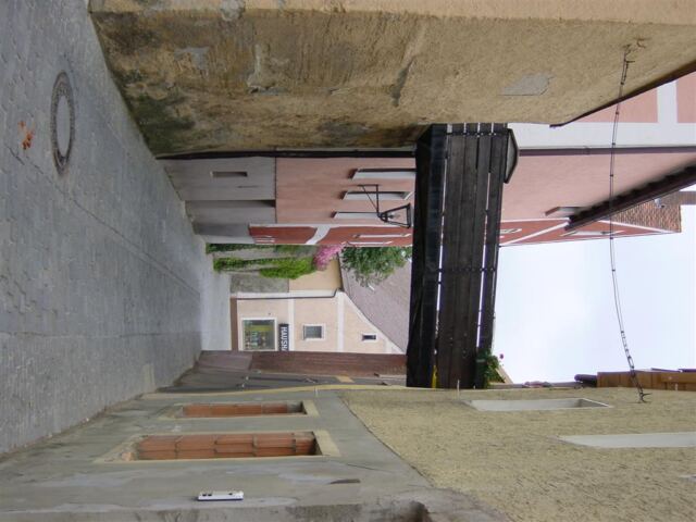 narrow-street-and-walkway-2