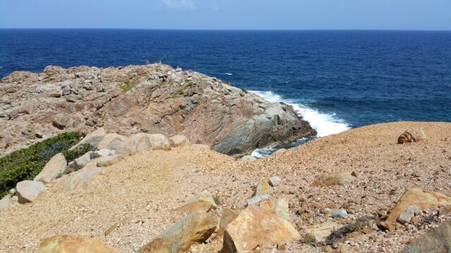 Coppermine Point scenery 9