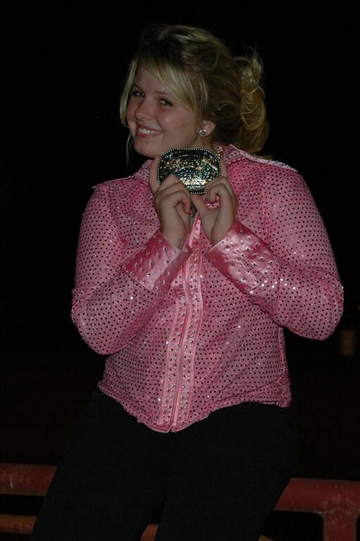 mel-and-her-buckle